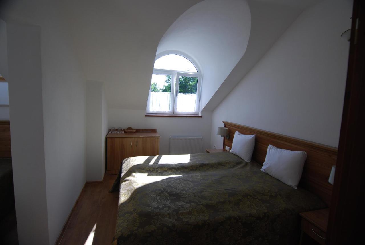 Ivanek Guest House Звіковське Подграді Екстер'єр фото