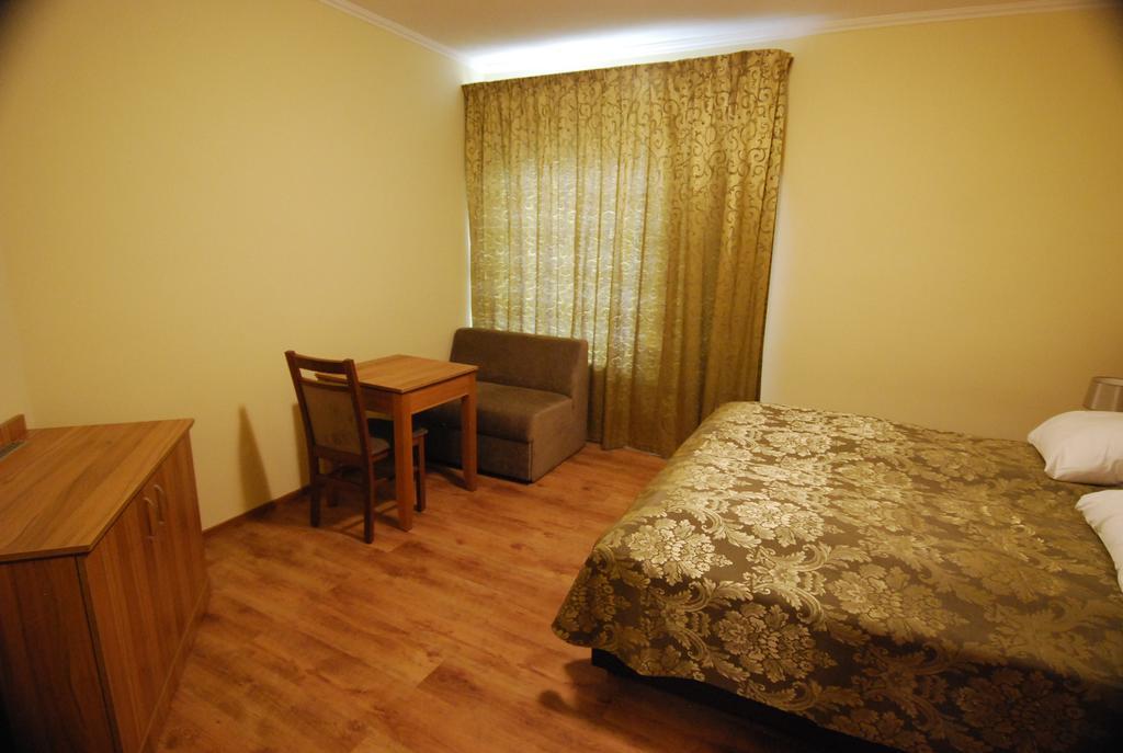 Ivanek Guest House Звіковське Подграді Екстер'єр фото