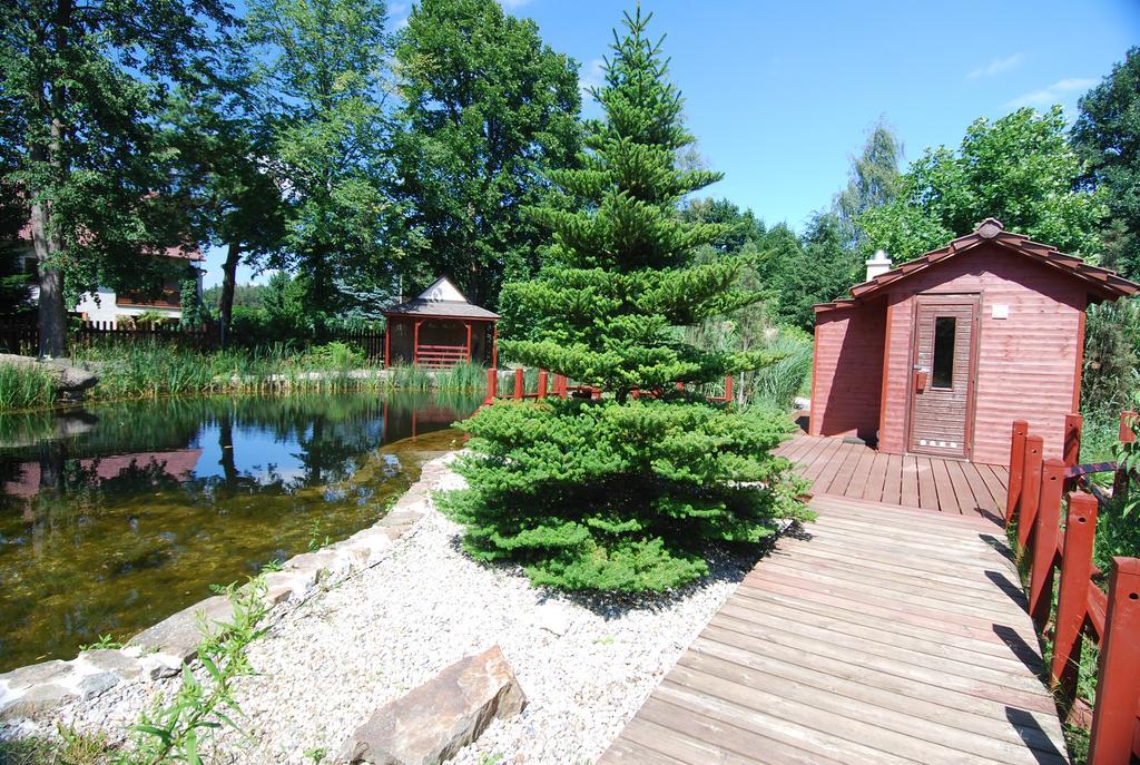 Ivanek Guest House Звіковське Подграді Екстер'єр фото