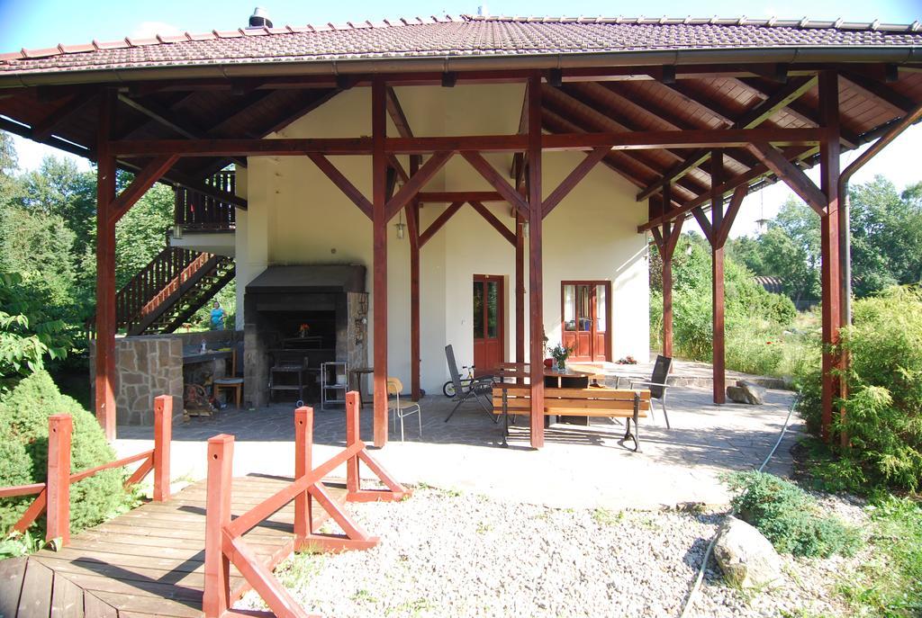 Ivanek Guest House Звіковське Подграді Екстер'єр фото