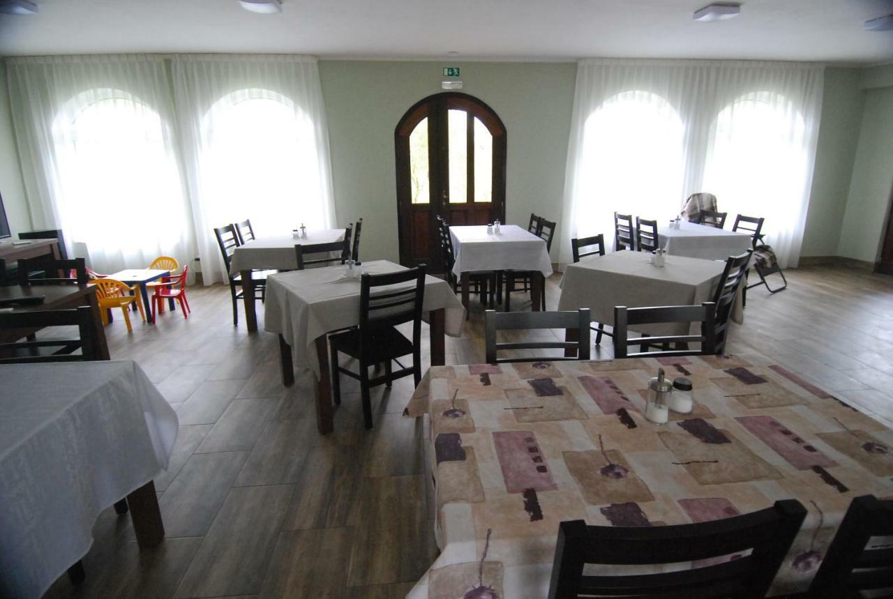 Ivanek Guest House Звіковське Подграді Екстер'єр фото